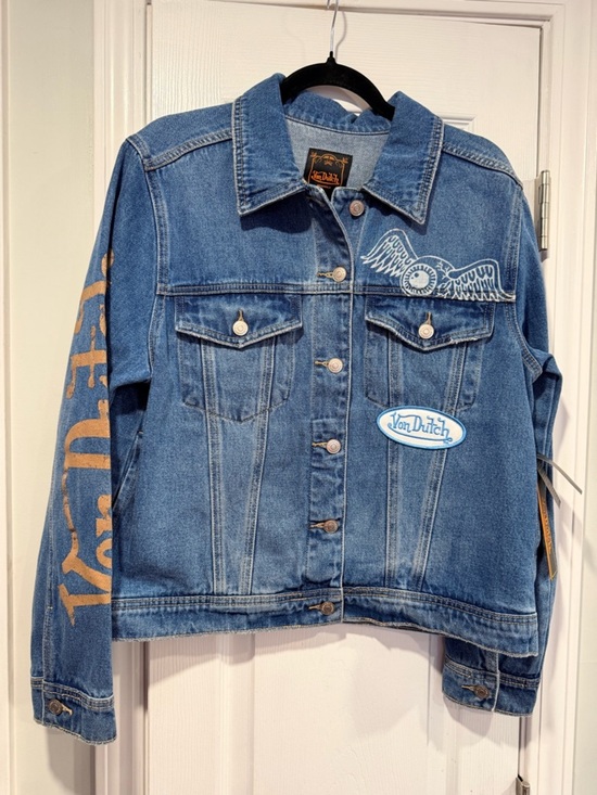 Von Dutch Jackets & Blazers - NWT Von Dutch Size L Trucker Y2K Logo Graphic Embroidered Patch Jean Jacket